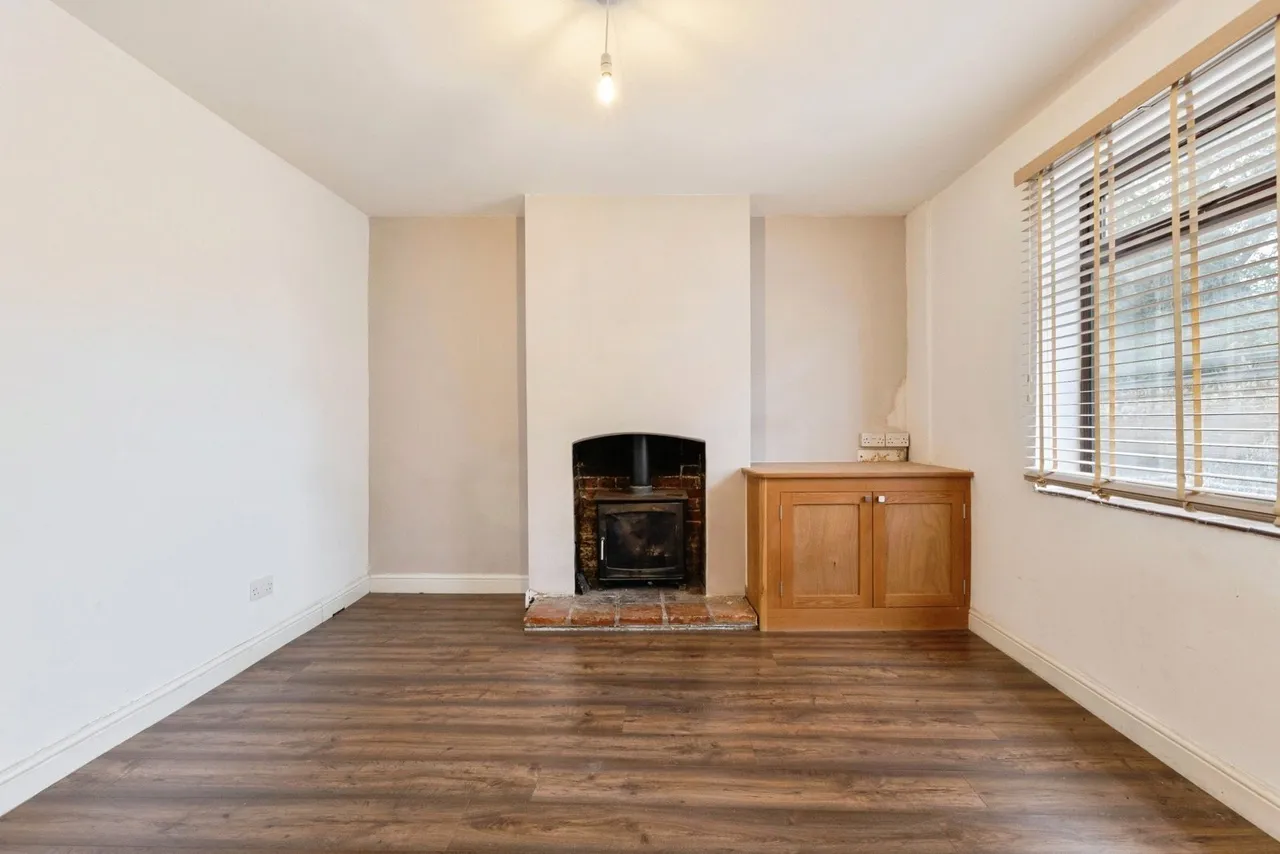 Avenue Road, Wymondham, NR18, photo 5