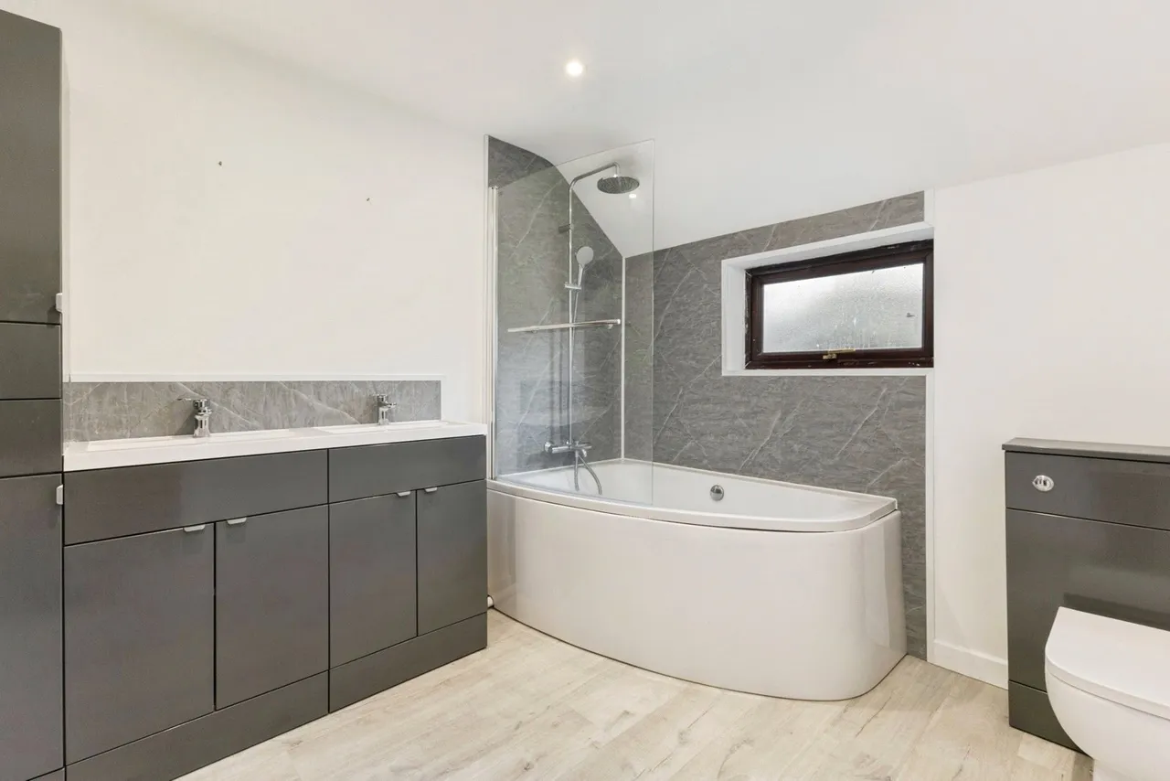 Avenue Road, Wymondham, NR18, photo 7