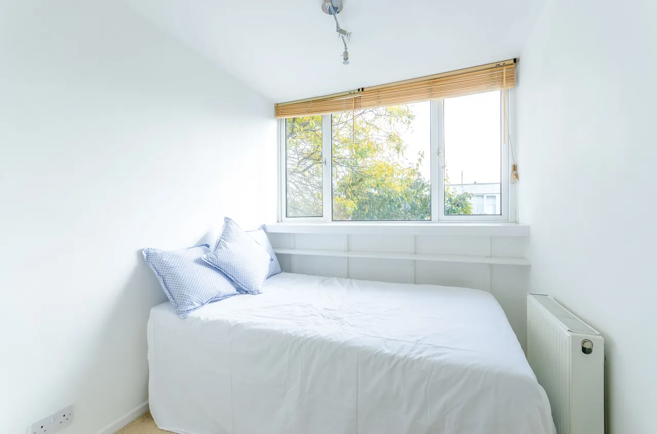 15 Meadow Road, London, photo 7