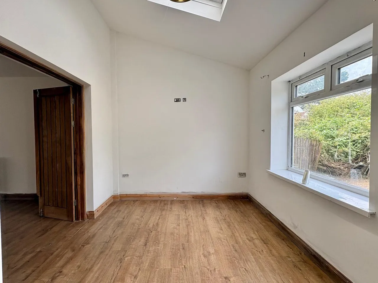 Dew Crescent, Cardiff, CF5, photo 7
