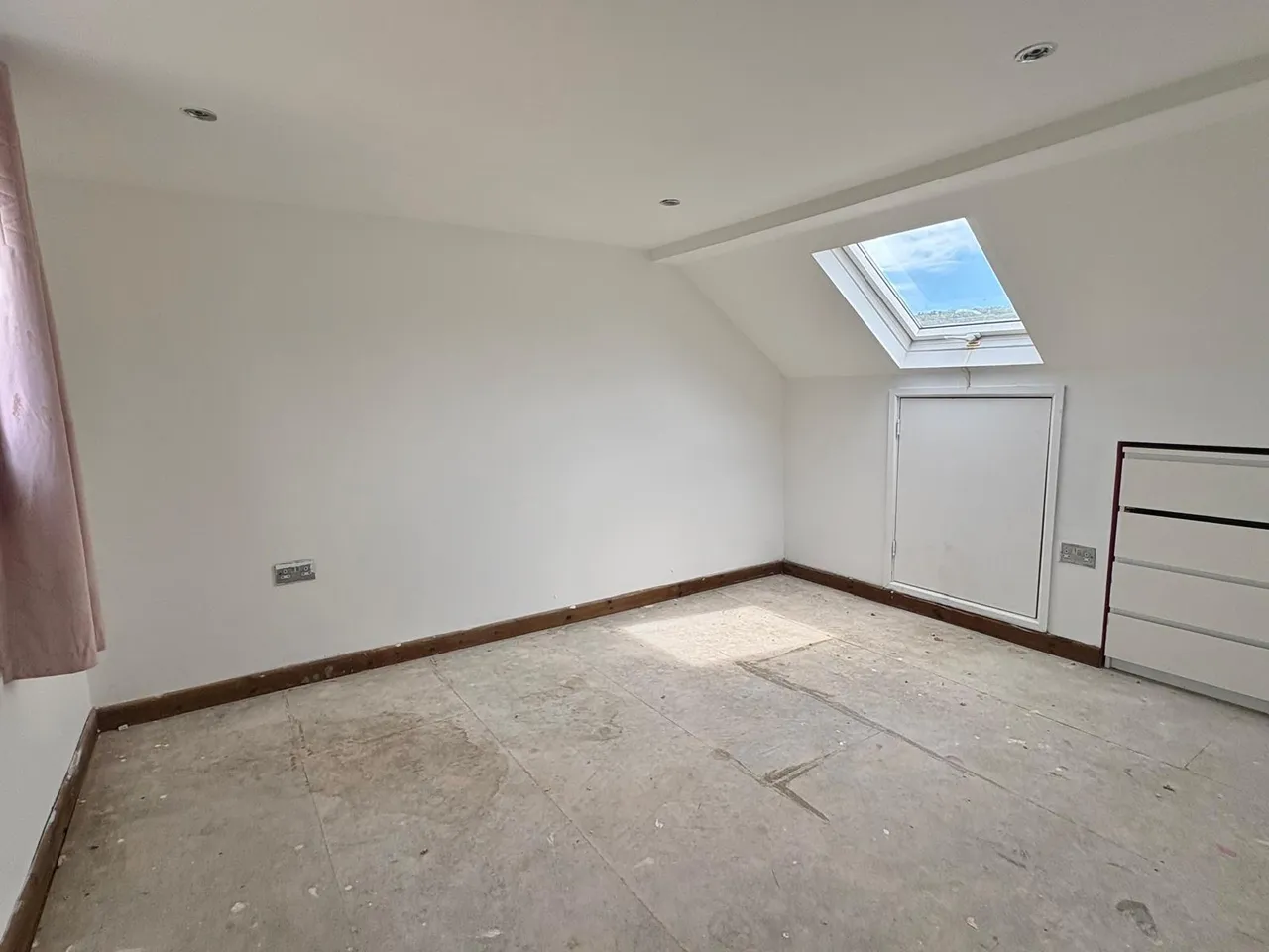 Dew Crescent, Cardiff, CF5, photo 15