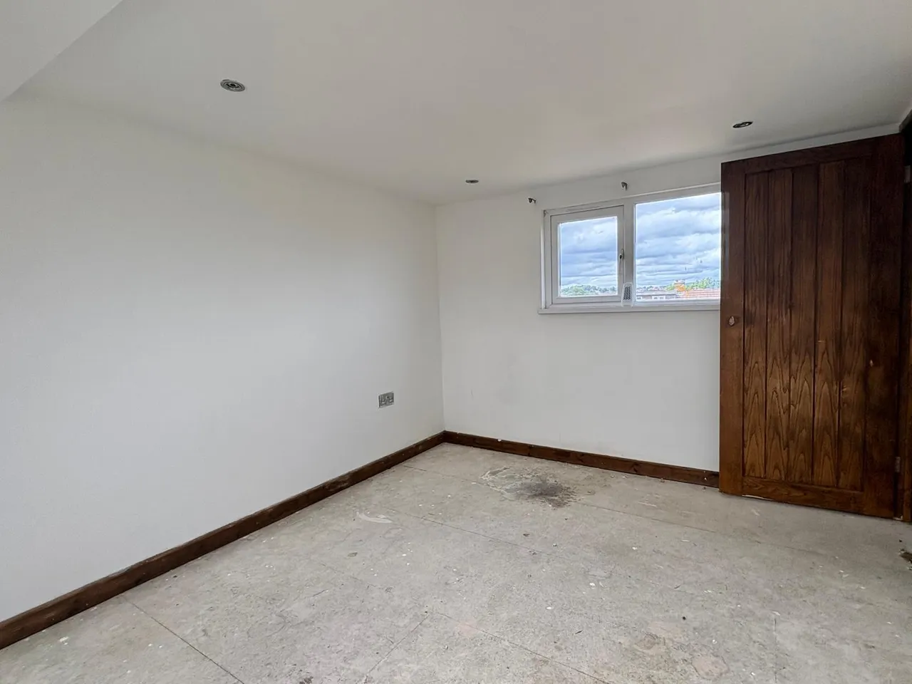 Dew Crescent, Cardiff, CF5, photo 14