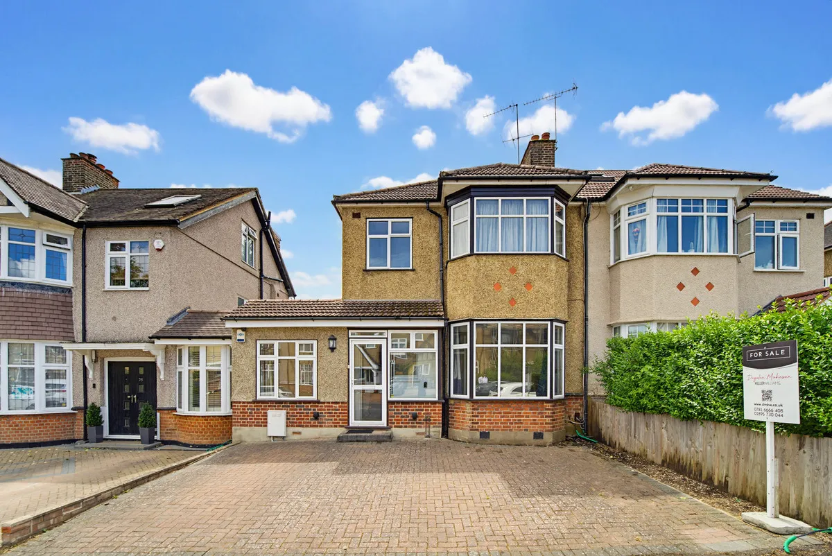 4 bed house for sale, Cambridge Road, North Harrow, HA2
