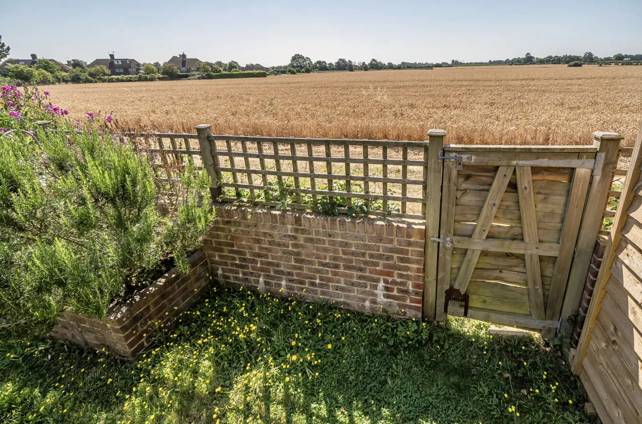 Birdham Road, Chichester, PO19, photo 14