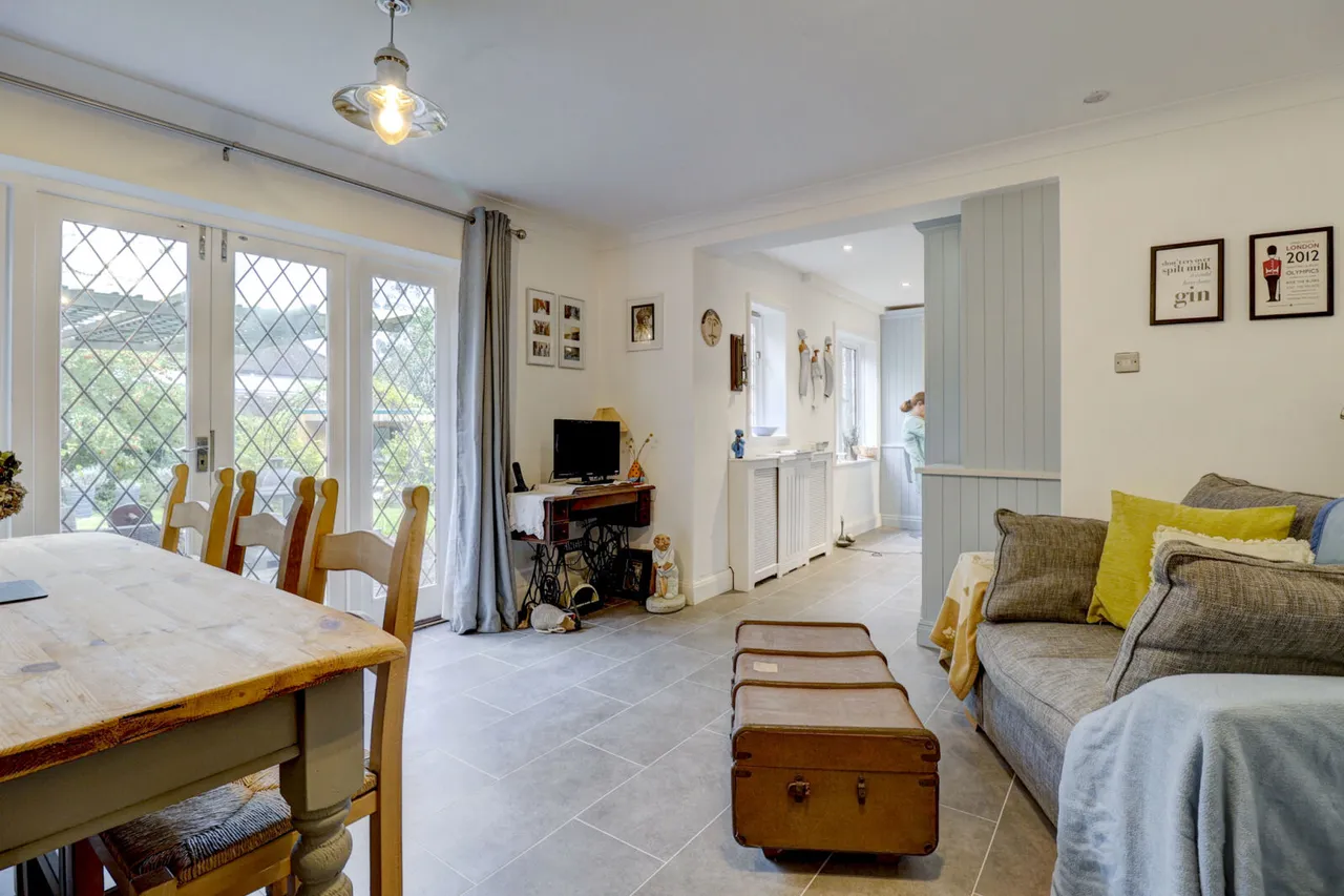 Amersham Road, High Wycombe, HP15, photo 14