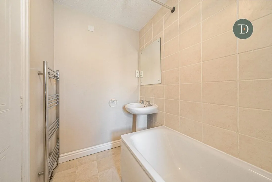 Redwood Drive, Elton, CH2 4RT, photo 14