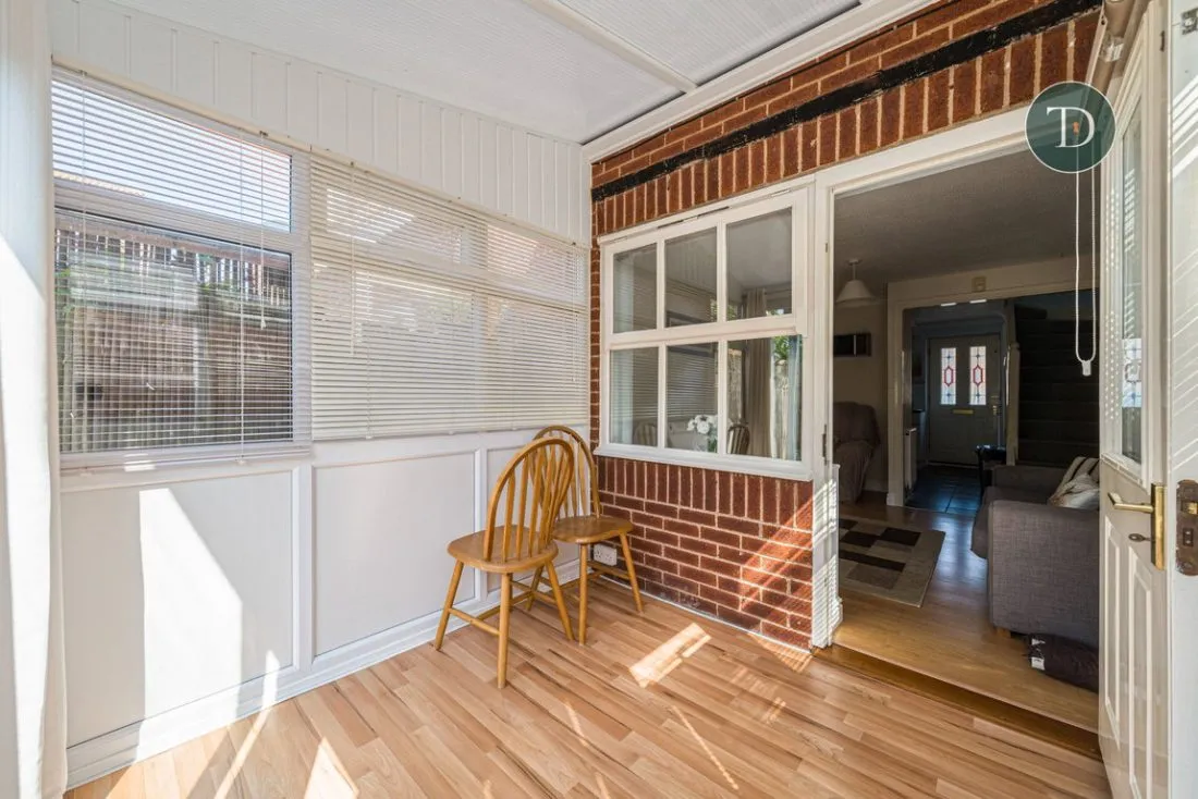 Redwood Drive, Elton, CH2 4RT, photo 9