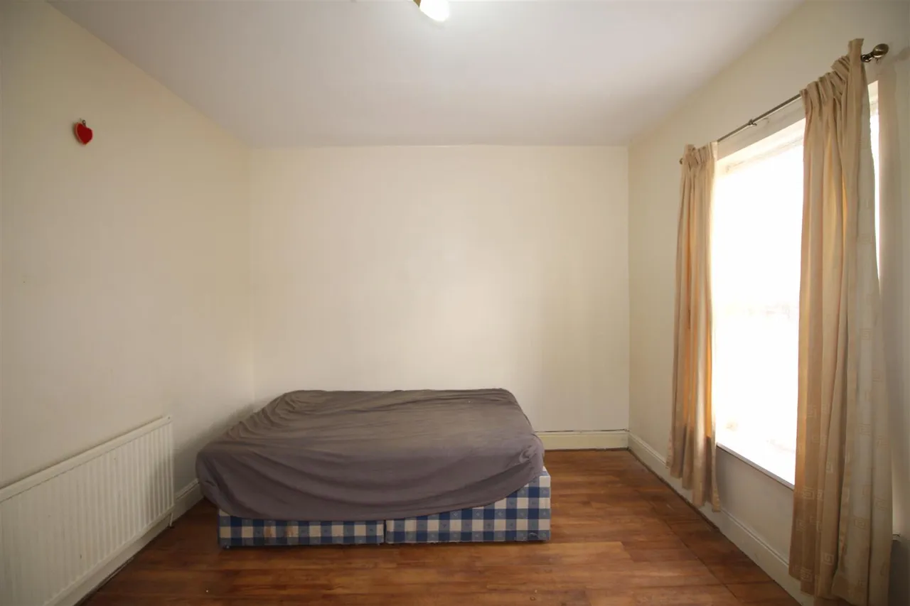 Lytton Avenue, Manchester, M8 0SQ, photo 11