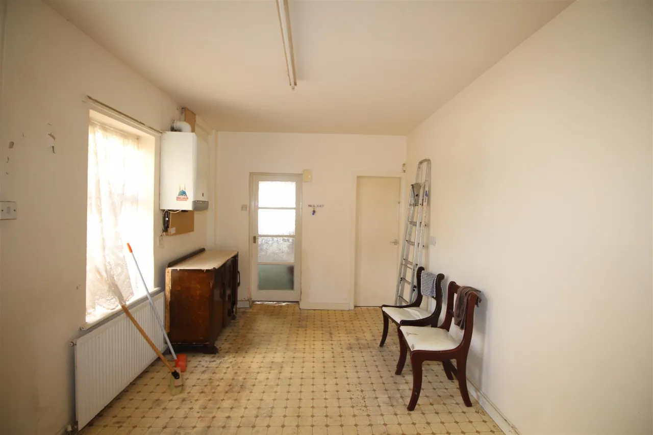 Lytton Avenue, Manchester, M8 0SQ, photo 6