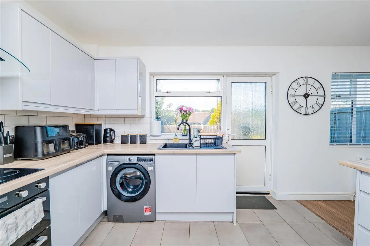 Collard Crescent, Barry, CF62 9AN, photo 9