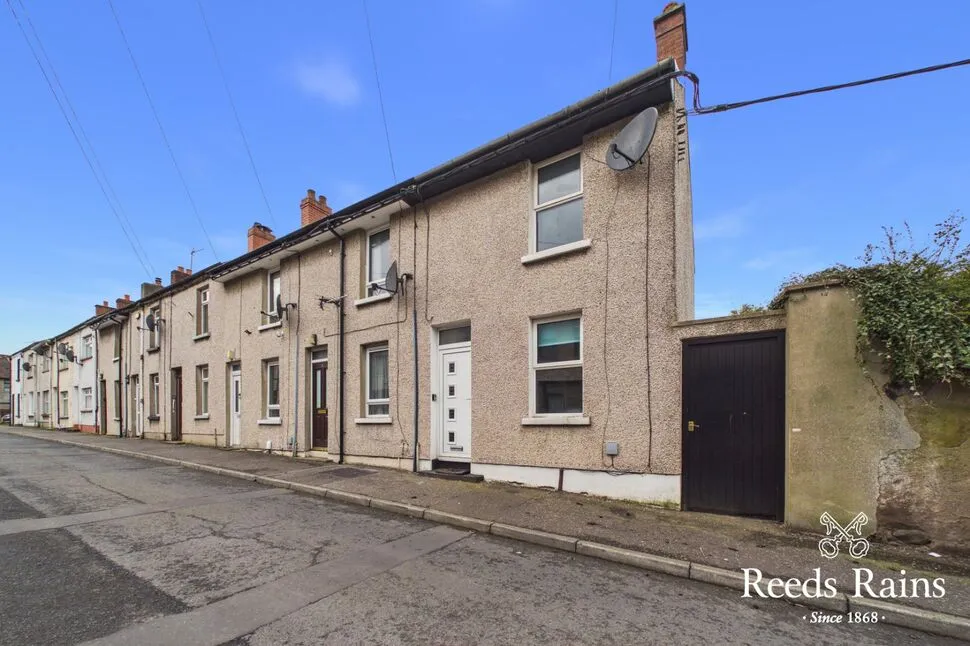2 bed house for sale, Graham Street, Lisburn, BT27