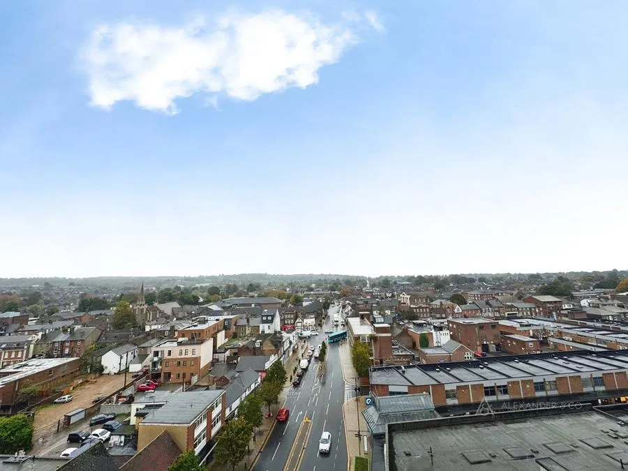 1 bed flat to rent, Church Street, Dunstable, LU5