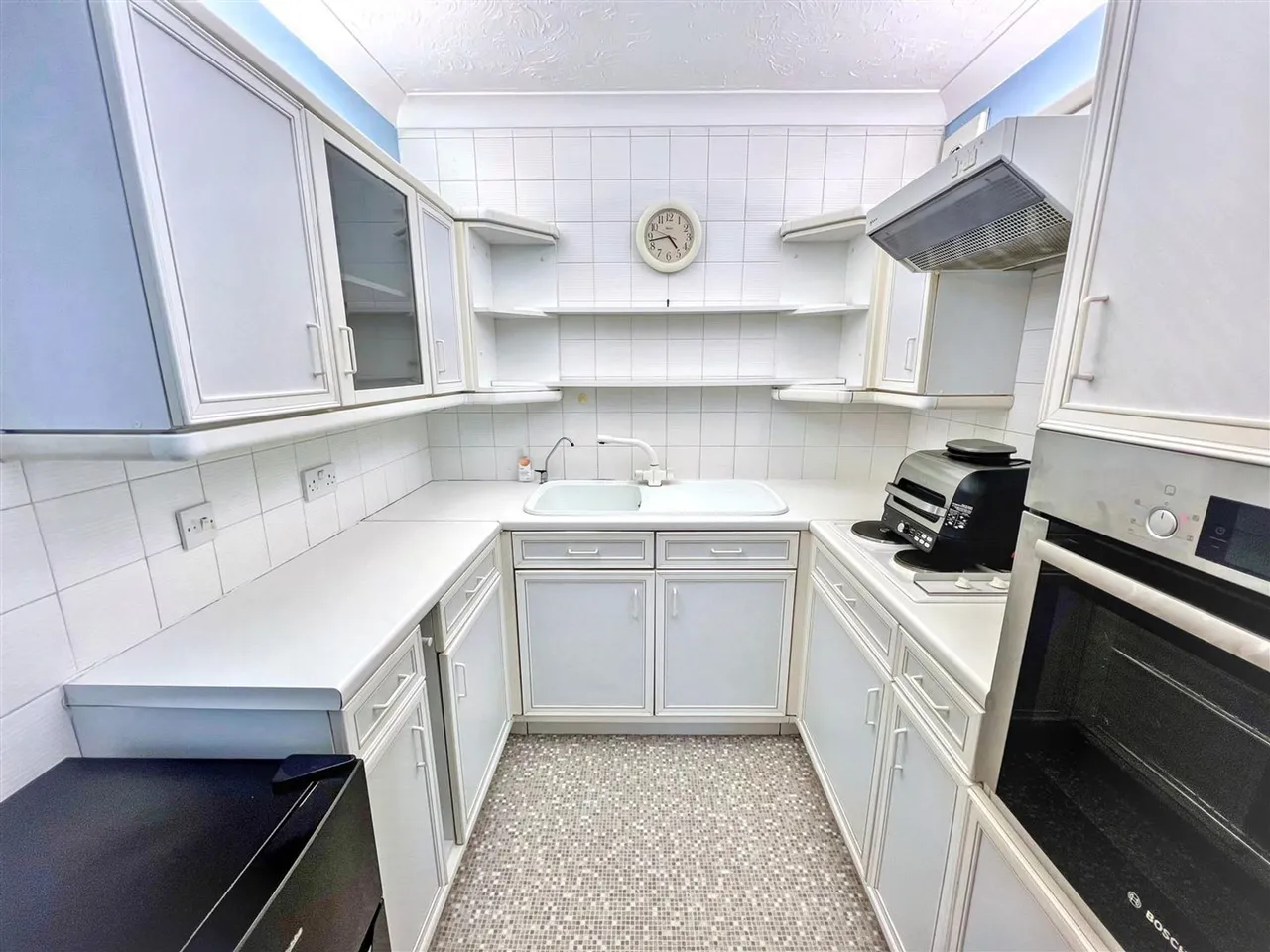 Brown Street, Rostherne Court, WA14, photo 3