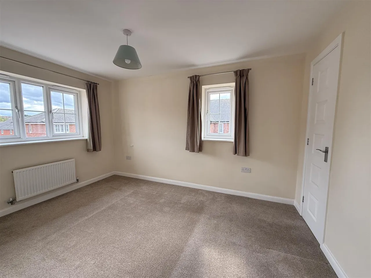Glasgow Close, Church Gresley, DE11, photo 8