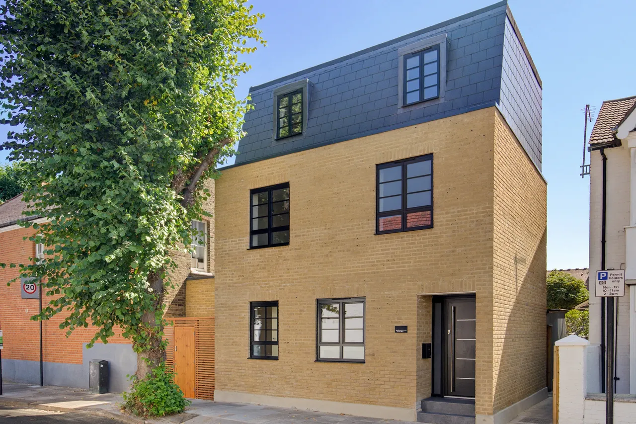 Graham Avenue, London, W13, photo 2