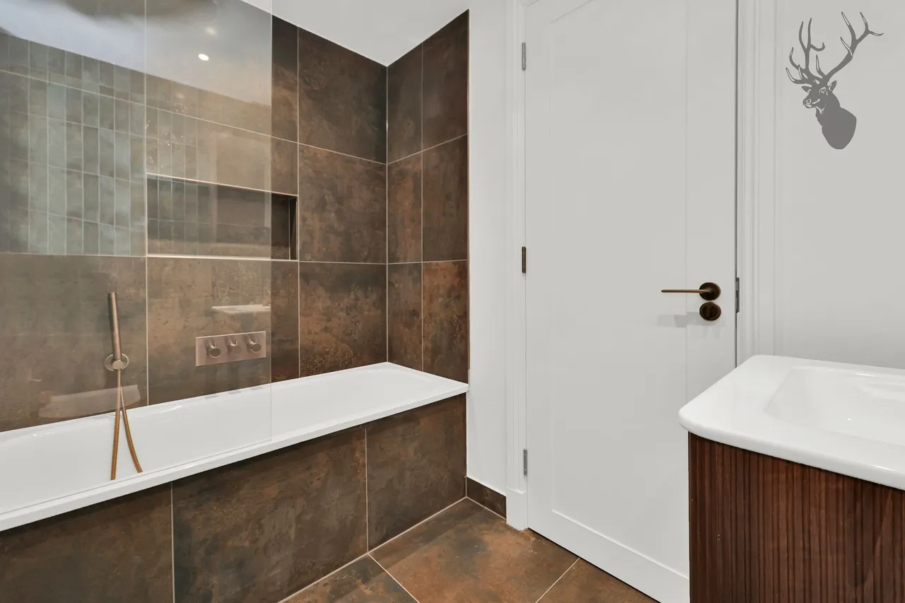 Morris Road, London, E14, photo 11