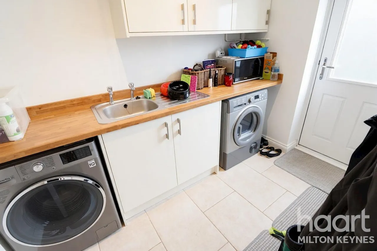 Bowland Drive, MK4, photo 11