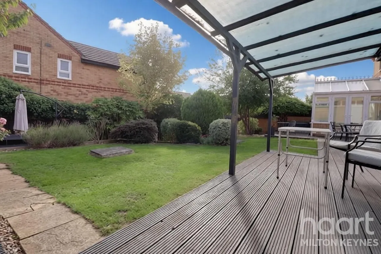 Bowland Drive, MK4, photo 21