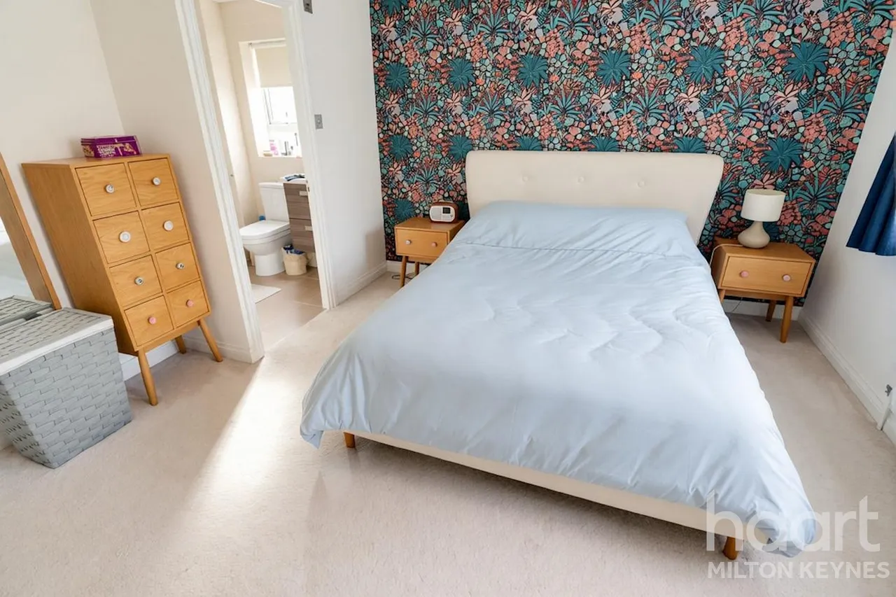 Bowland Drive, MK4, photo 14