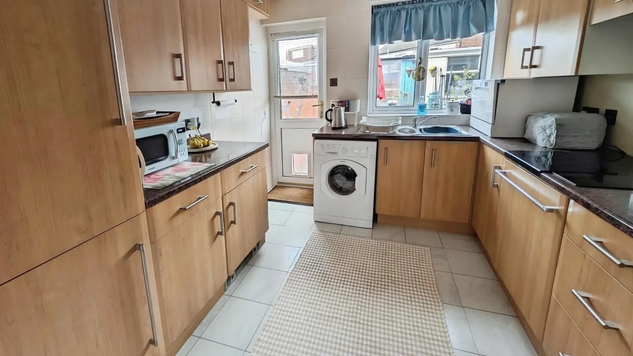 Cleeve Road, Yate, BS37, photo 7