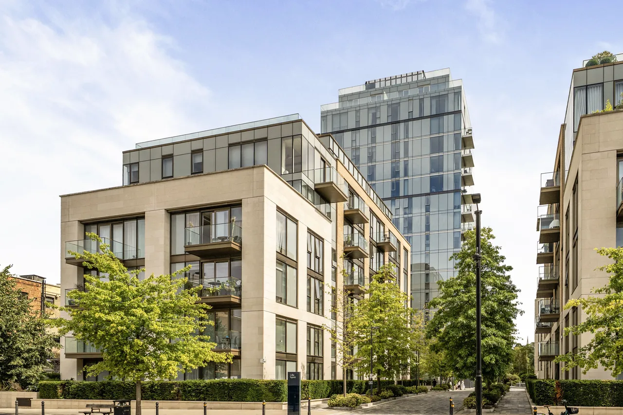 1 bed flat for sale — Flat 3.01, 1 Lillie Square, London