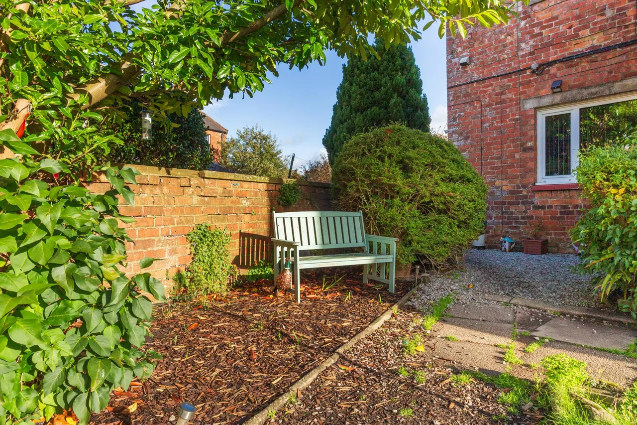 Woodside Terrace, Dumfries, DG2, photo 4