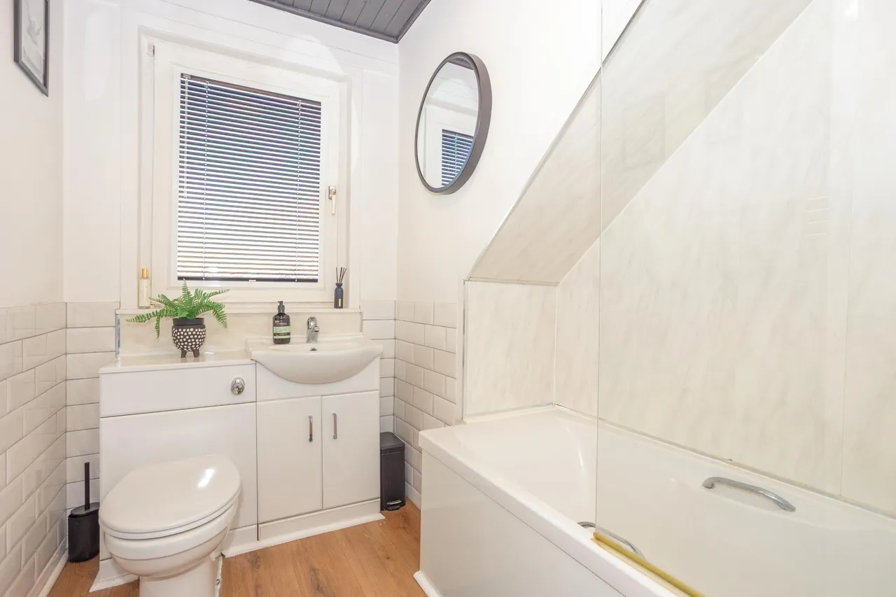 Woodside Terrace, Dumfries, DG2, photo 19