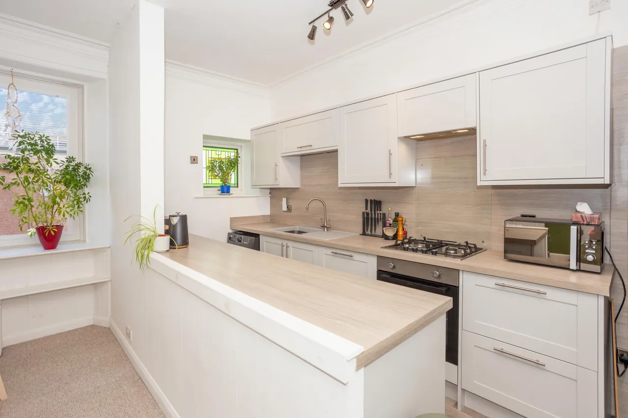 Woodside Terrace, Dumfries, DG2, photo 11
