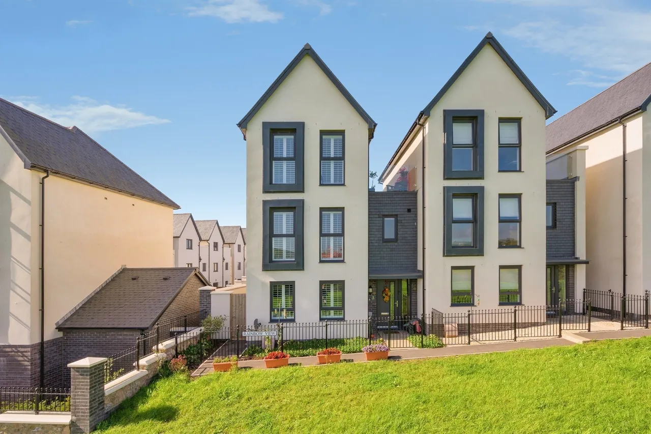 4 bed house for sale, Rainbow View, Sherford, PL9