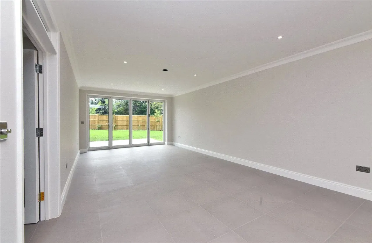 Holly Oak Close, Cheam, Sutton, SM2, photo 3