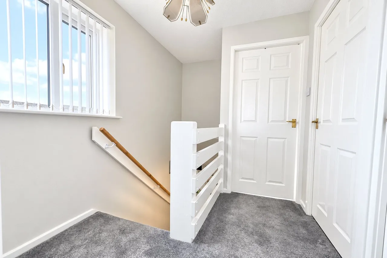 Headington Road, Saughall Massie, CH49, photo 8