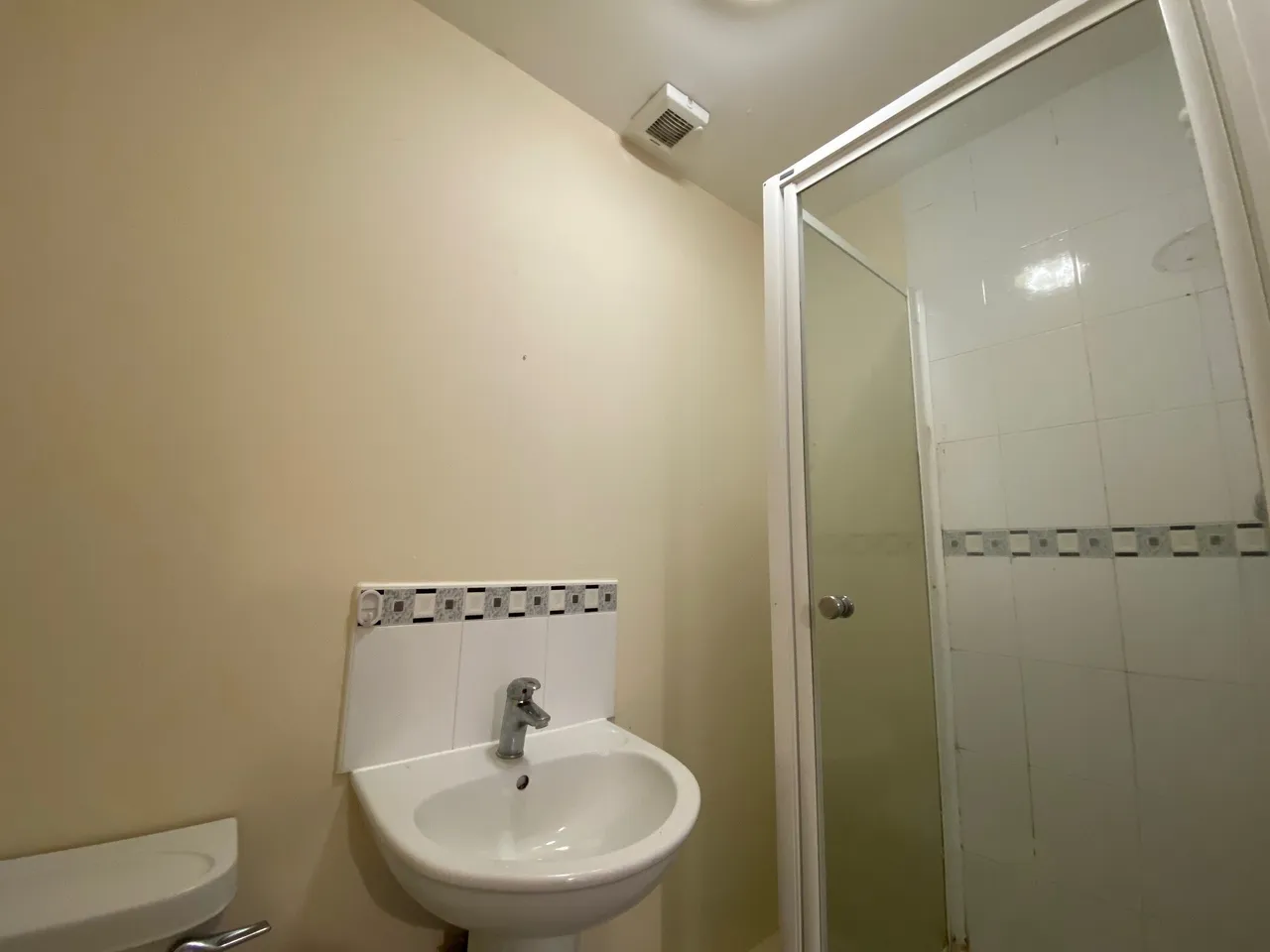 Chadwick Court, Bamber Bridge, PR5, photo 7