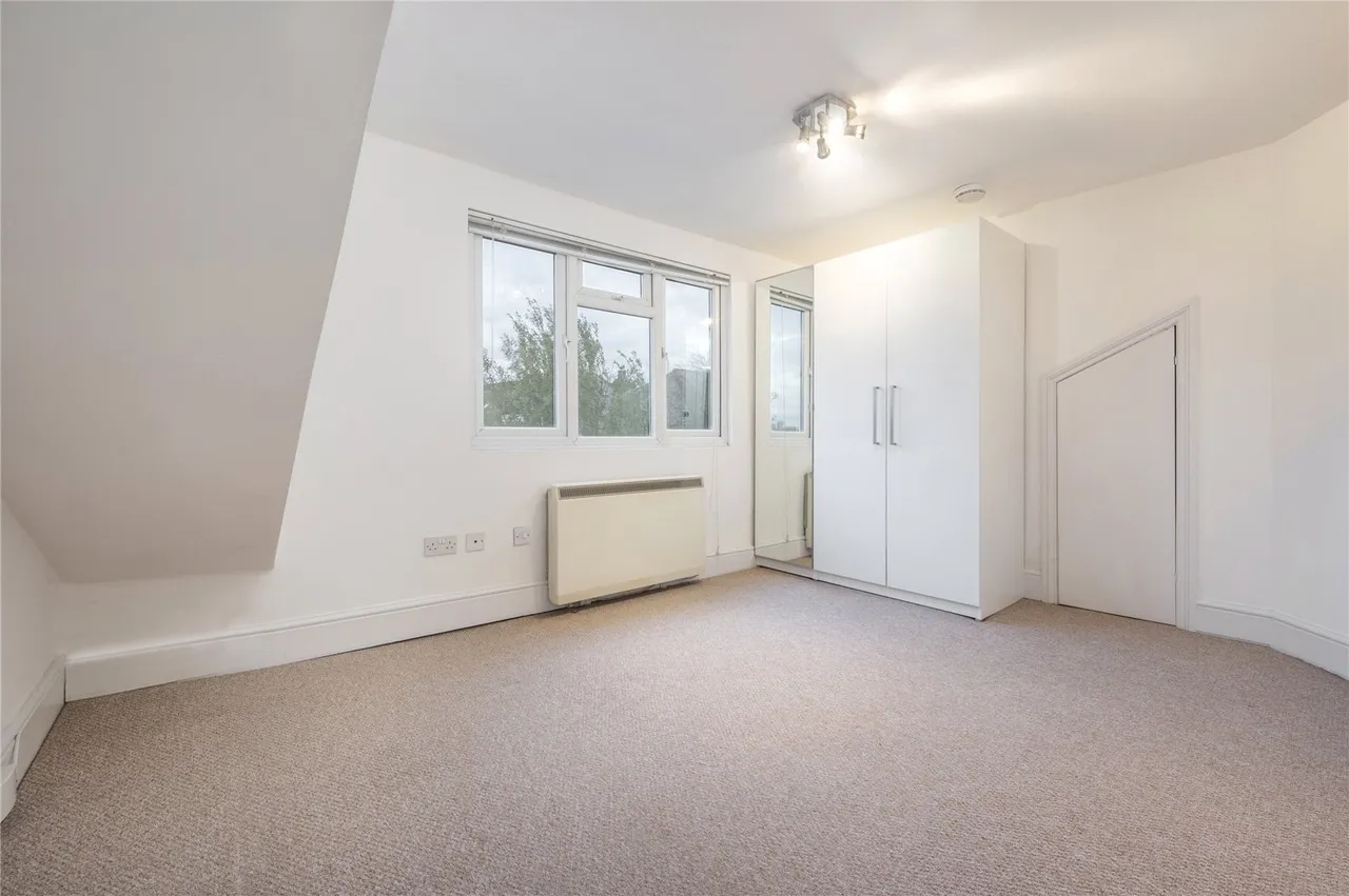 Tetherdown, London, N10, photo 4