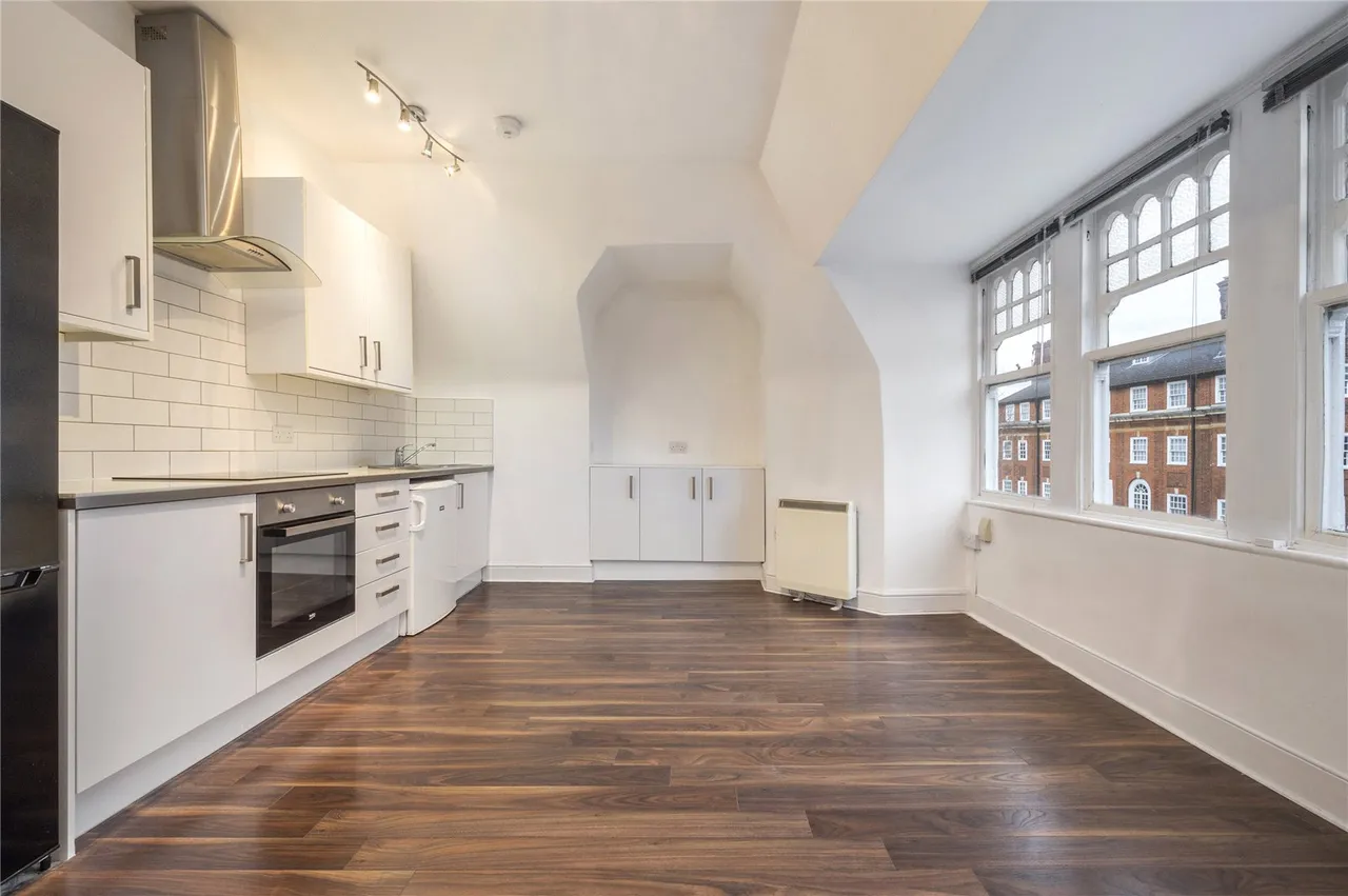 Tetherdown, London, N10, photo 3