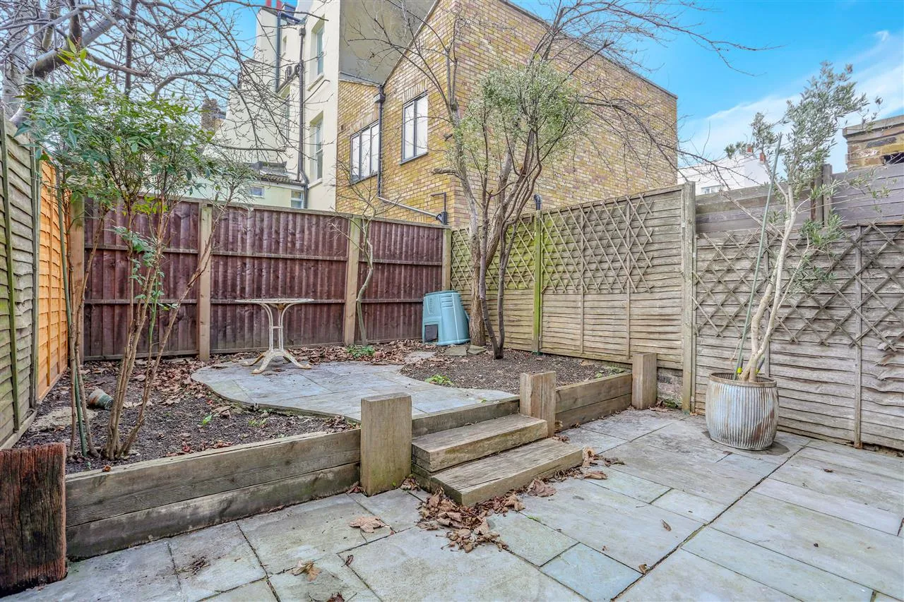 Hornsey Road, London, photo 10