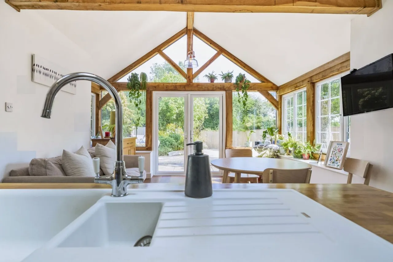 Pear Tree Cottage, Crudwell, SN16, photo 16