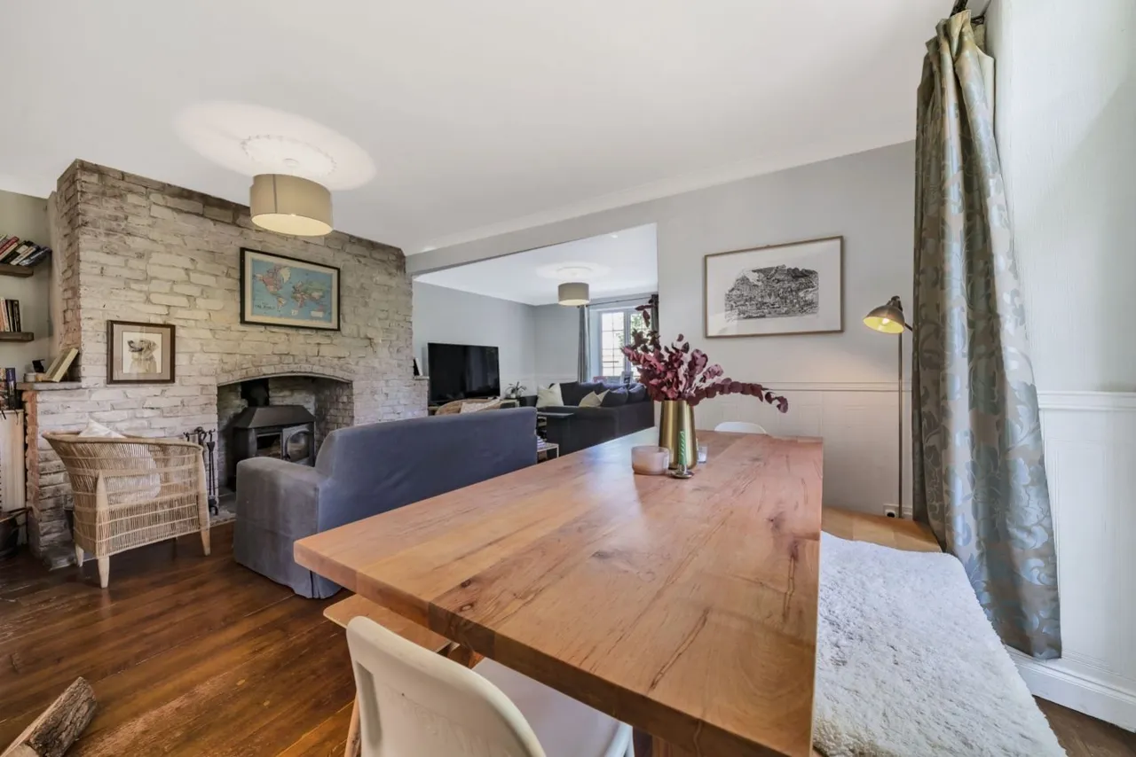 Pear Tree Cottage, Crudwell, SN16, photo 6