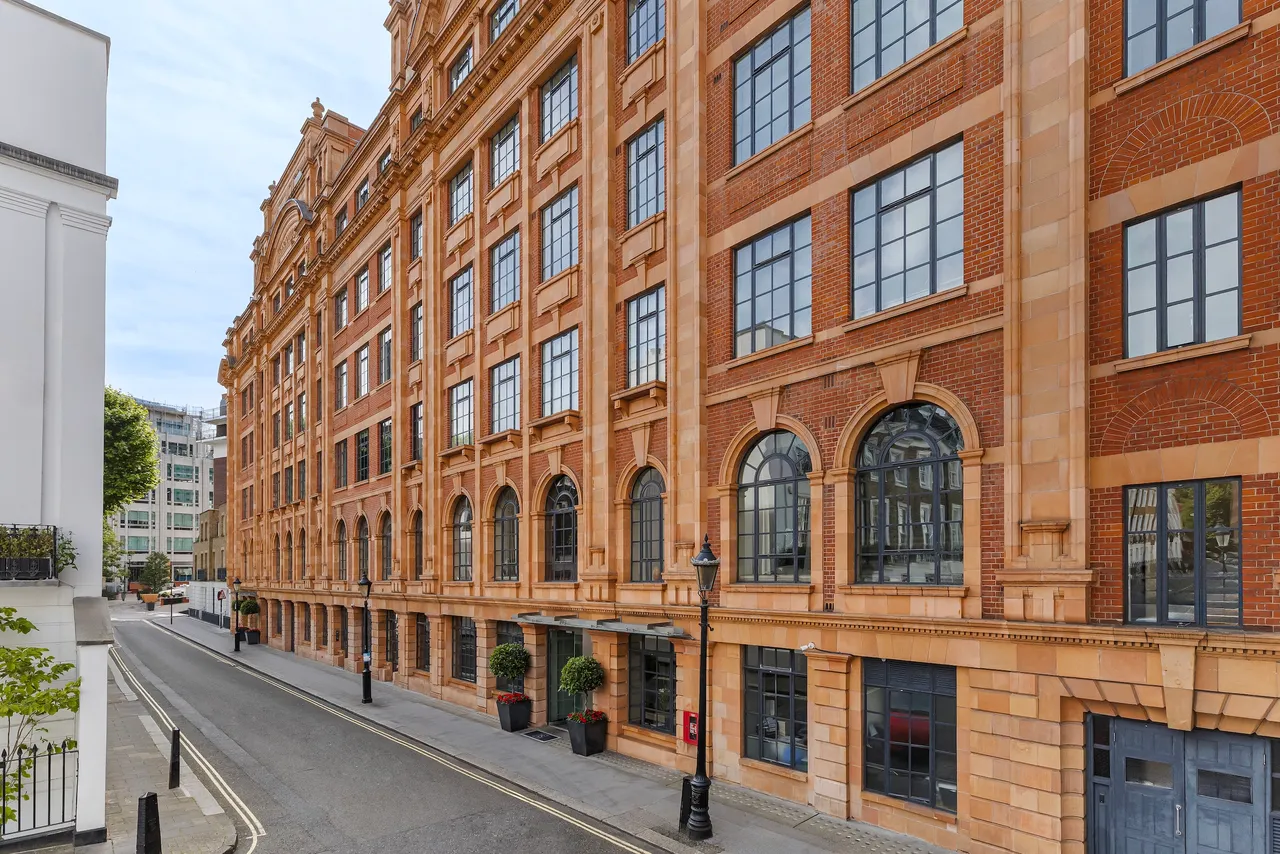 Trevor Square, Knightsbridge, London, photo 8
