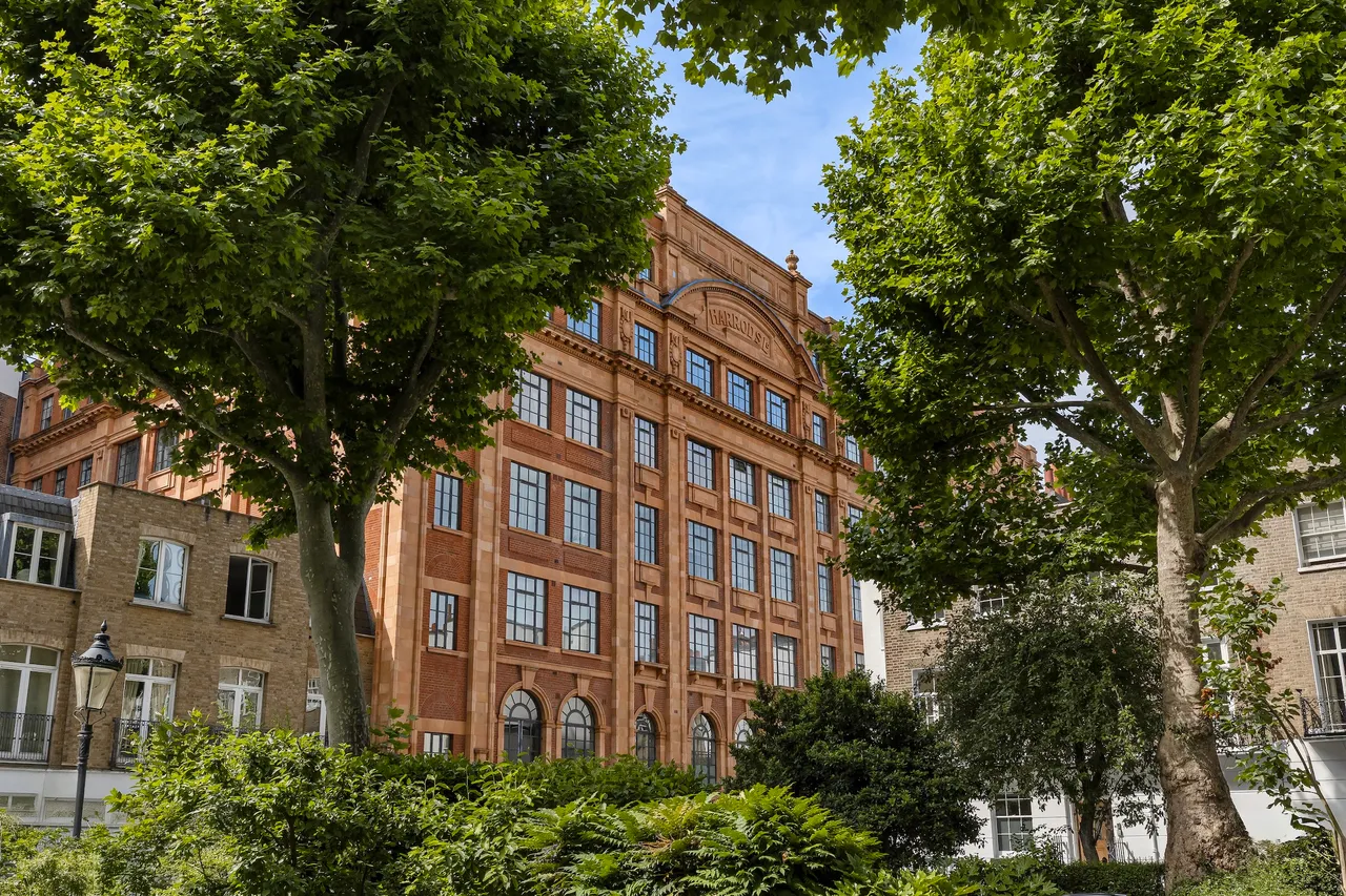 Trevor Square, Knightsbridge, London, photo 9