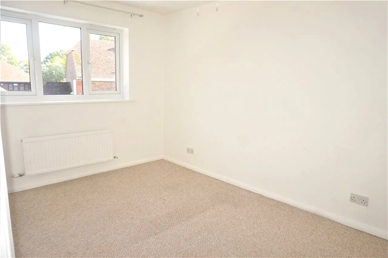 Corbett Drive, Lightwater, GU18, photo 7