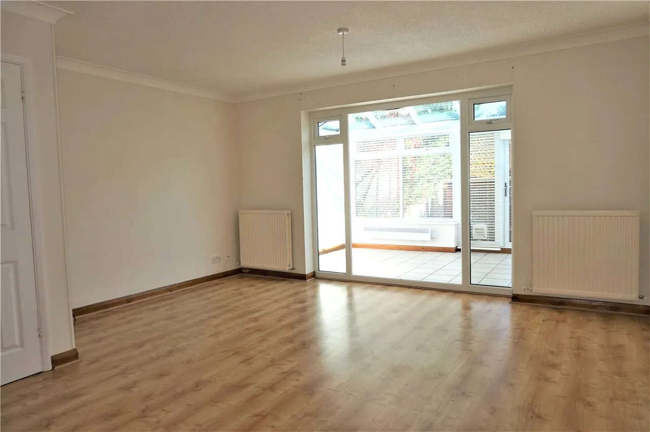 Corbett Drive, Lightwater, GU18, photo 4