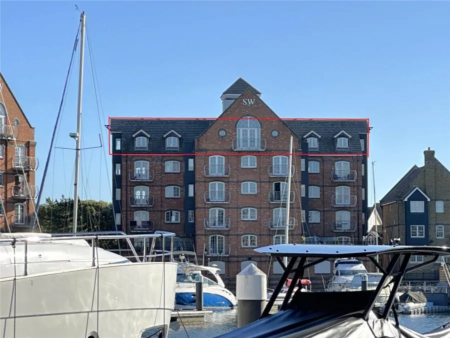 Silver Strand West, Sovereign Harbour North, BN23, photo 2