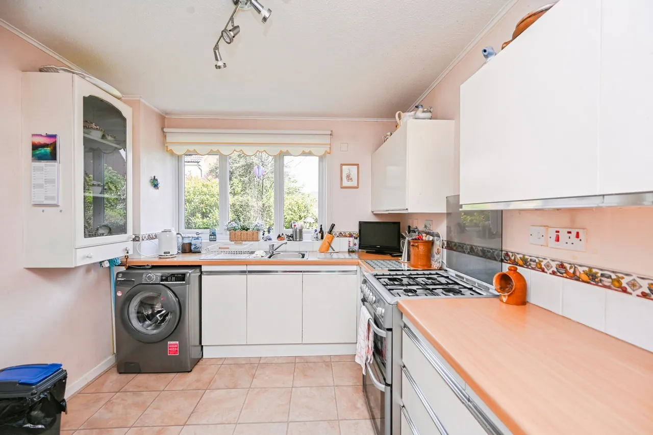 Church Road, Halewood, L26, photo 7