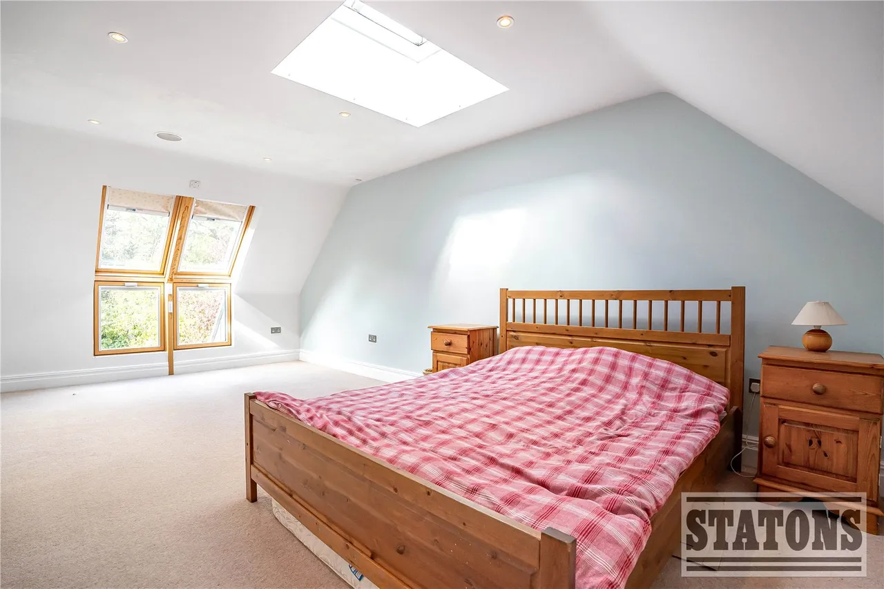 Parkgate Crescent, Hadley Wood, EN4 0NW, photo 27