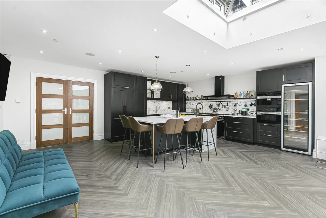 Parkgate Crescent, Hadley Wood, EN4 0NW, photo 3