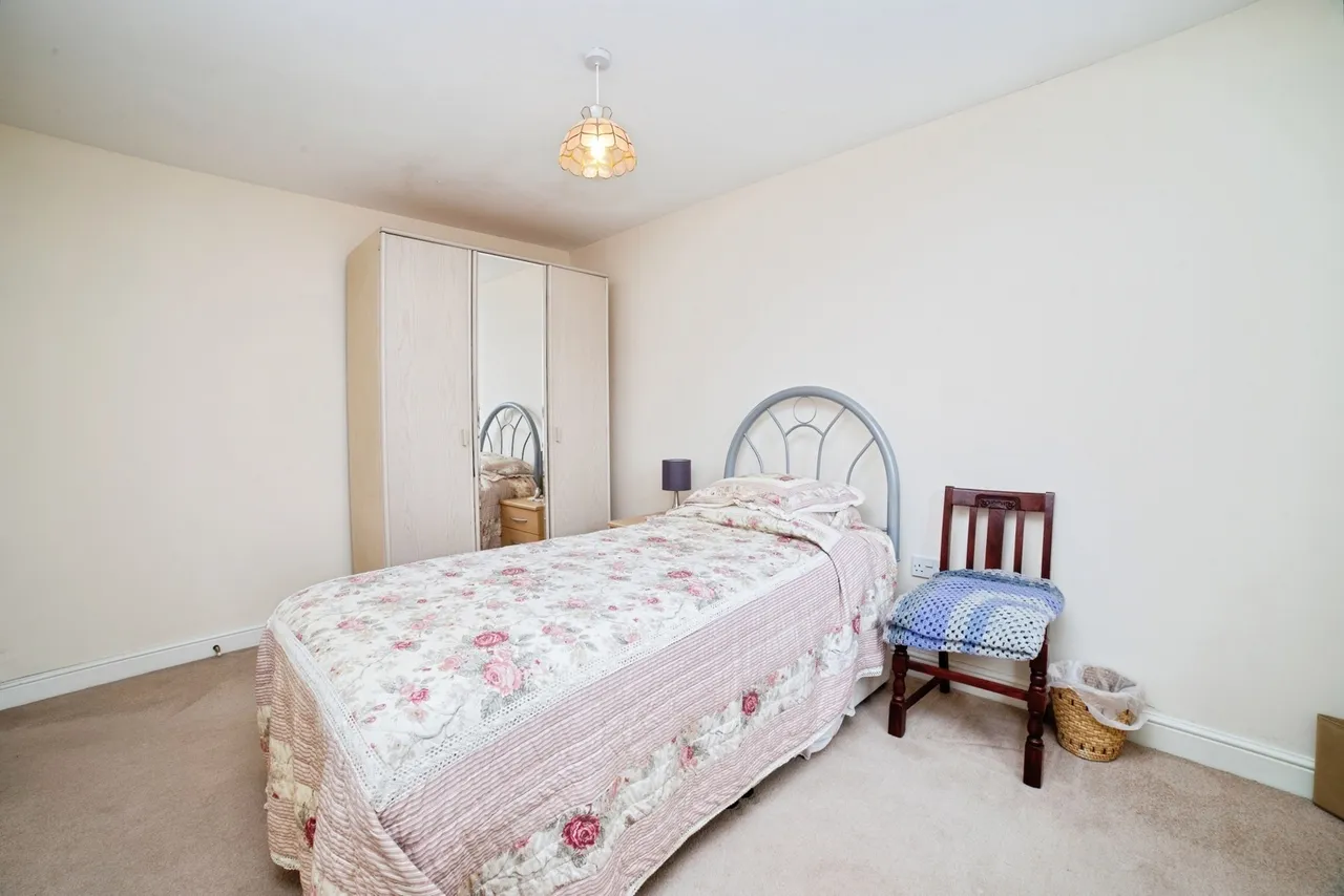 New Terrace, Pleasley, NG19, photo 16