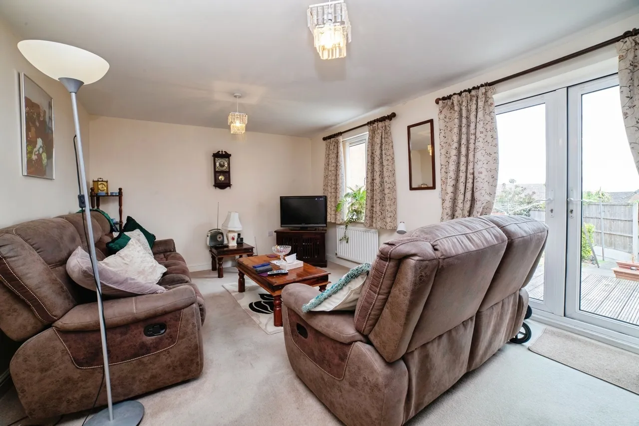 New Terrace, Pleasley, NG19, photo 2