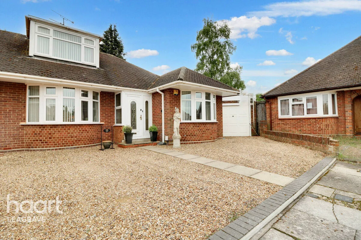 3 bed house for sale, Challney Close, Luton, LU4
