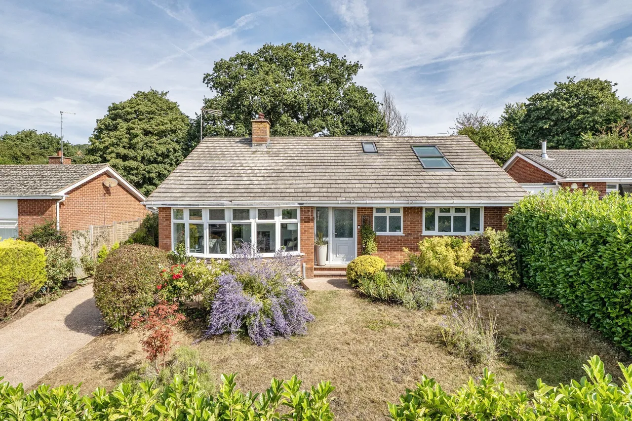 4 bed property for sale — Woolbrook Rise, Sidmouth, Devon, EX10