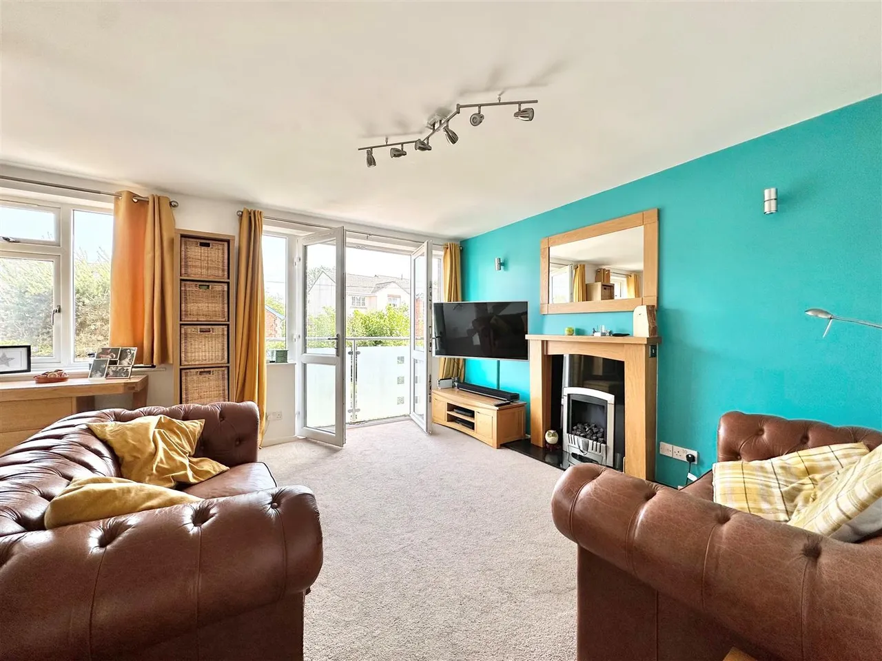 Meadow Lane, Disley, SK12, photo 3